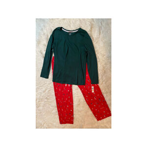 HUE Long-sleeve PJ's Set with a Solid Green & Red Cocktail-Print - Size S (NWT)